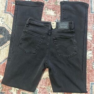 Black boot cut Levi jeans 26 x 32